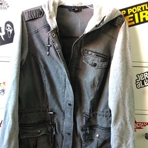 Grey/silver hoodie jacket